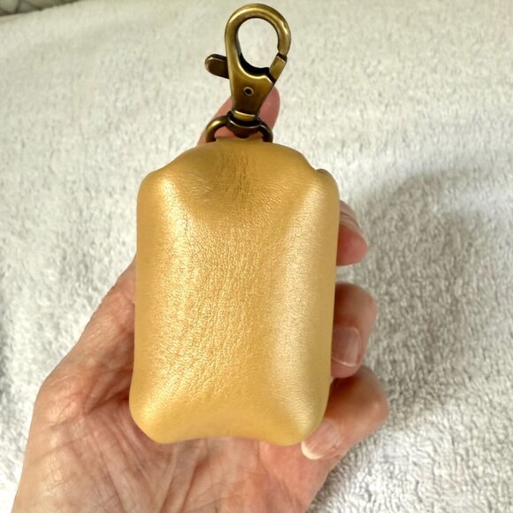 Portland Leather Champagne Dopp Keychain Pouch - Brand New - Picture 4 of 7